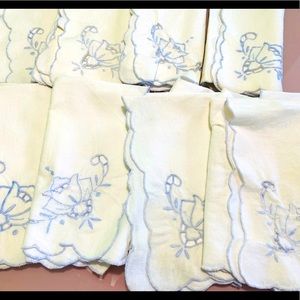 8 Vintage Linen White Napkins w/ Floral Cutouts